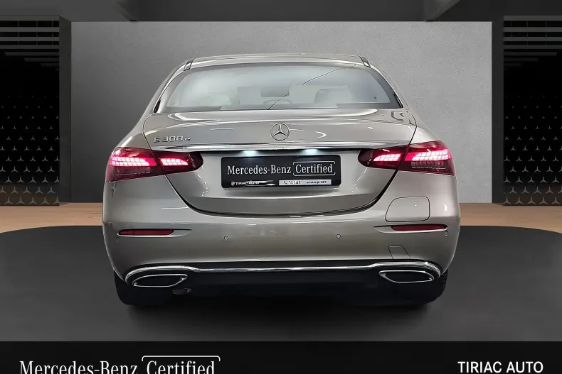 Mercedes-Benz E din 2021 cu 60.639 km - oferta MER186002 - foto 5