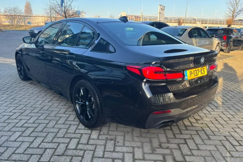 BMW Seria 5 din 2022 cu 166.947 km - oferta BMW186005 - foto 4