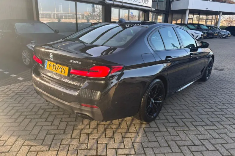 BMW Seria 5 din 2022 cu 166.947 km - oferta BMW186005 - foto 5