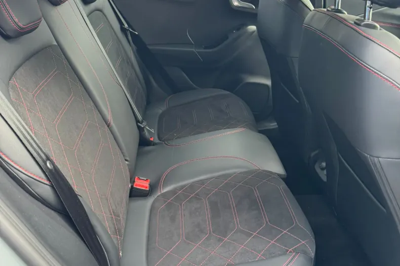 Ford Puma din 2025 cu 1.467 km - oferta FOR186007 - foto 16