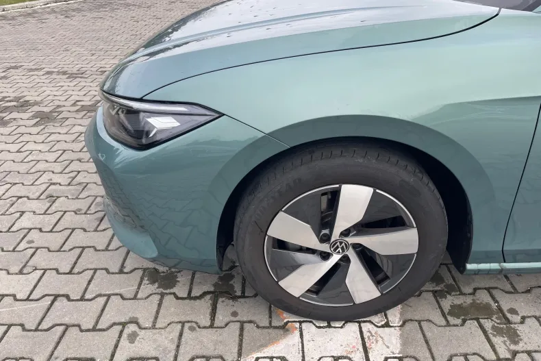 Volkswagen Passat din 2024 cu 16.572 km - oferta VOL186010 - foto 10