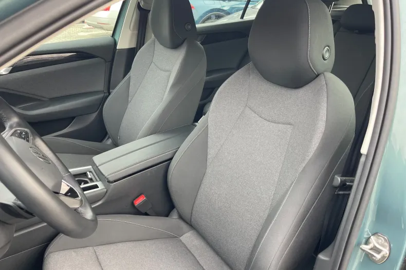 Volkswagen Passat din 2024 cu 16.572 km - oferta VOL186010 - foto 11