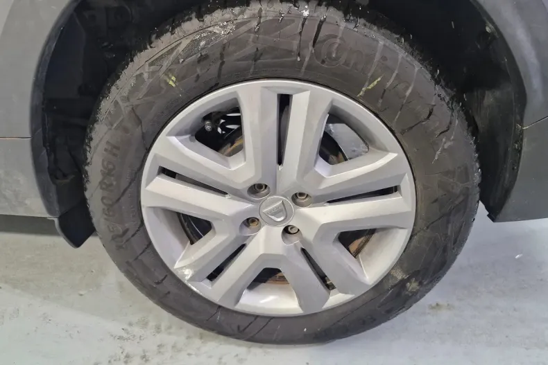 Dacia Jogger din 2022 cu 21.700 km - oferta DAC186015 - foto 4