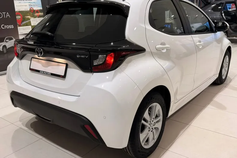 Toyota Yaris din 2026 cu 2 km - oferta TOY186029 - foto 4