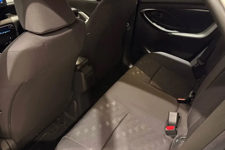 Toyota Yaris din 2026 cu 2 km - oferta TOY186029 - foto 10