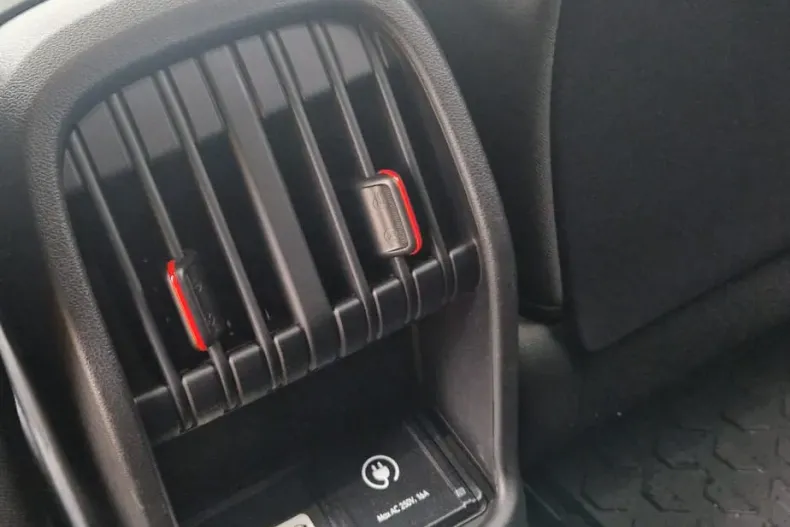 Hyundai KONA din 2025 cu 5.532 km - oferta HYU186046 - foto 15