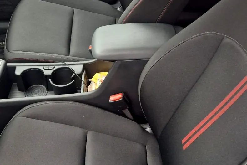 Hyundai KONA din 2025 cu 5.532 km - oferta HYU186046 - foto 17