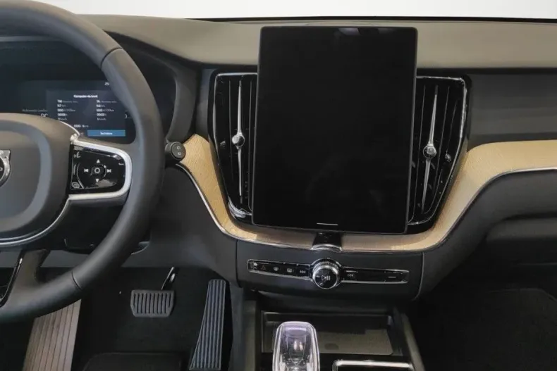 Volvo XC60 din 2025 cu 1 km - oferta VOL186055 - foto 15