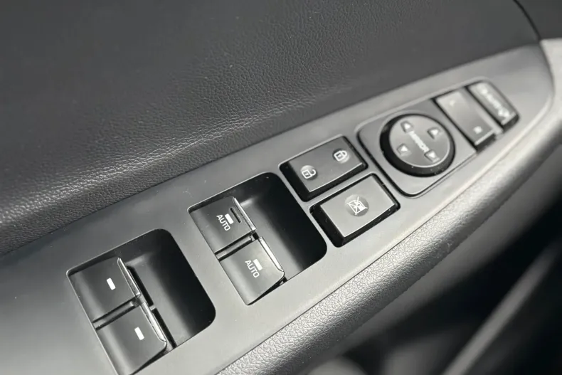 Hyundai TUCSON din 2020 cu 161.000 km - oferta HYU186056 - foto 28