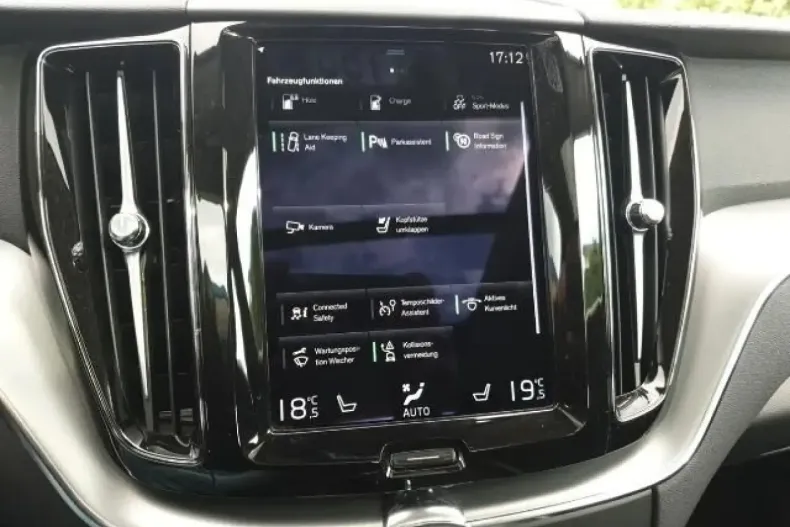 Volvo XC60 din 2021 cu 45.000 km - oferta VOL186078 - foto 13