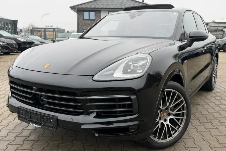Porsche Cayenne din 2023 cu 61.212 km - oferta POR186080 - foto 1
