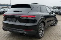 Porsche Cayenne din 2023 cu 61.212 km - oferta POR186080 - foto 4