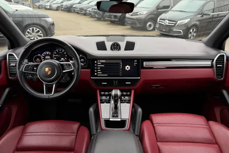 Porsche Cayenne din 2023 cu 61.212 km - oferta POR186080 - foto 7