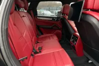 Porsche Cayenne din 2023 cu 61.212 km - oferta POR186080 - foto 11