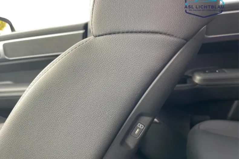 Hyundai SANTA FE din 2024 cu 11.902 km - oferta HYU186088 - foto 15