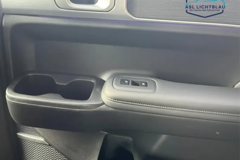 Hyundai SANTA FE din 2024 cu 11.902 km - oferta HYU186088 - foto 16