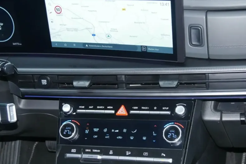 Hyundai SANTA FE din 2024 cu 36.951 km - oferta HYU186090 - foto 7