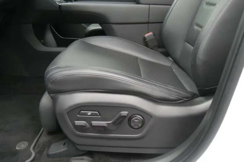 Hyundai SANTA FE din 2024 cu 36.951 km - oferta HYU186090 - foto 11