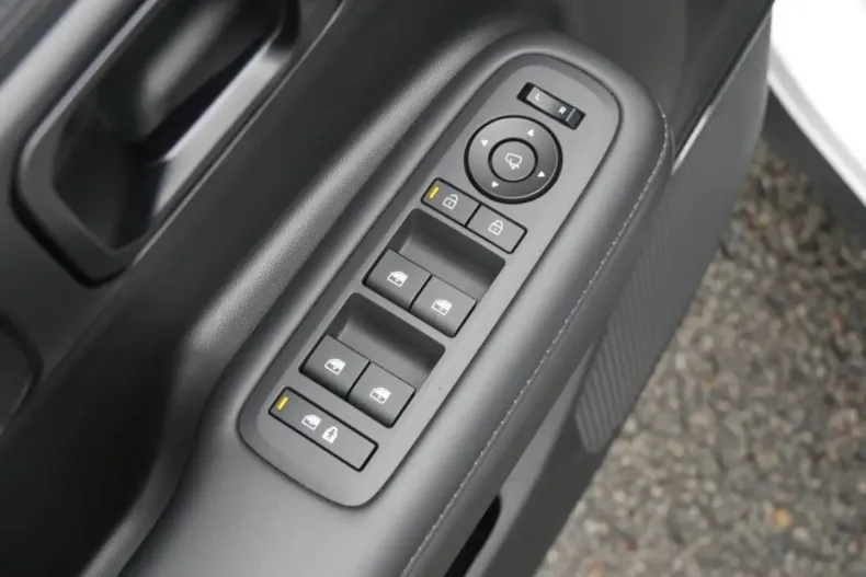 Hyundai SANTA FE din 2024 cu 36.951 km - oferta HYU186090 - foto 13