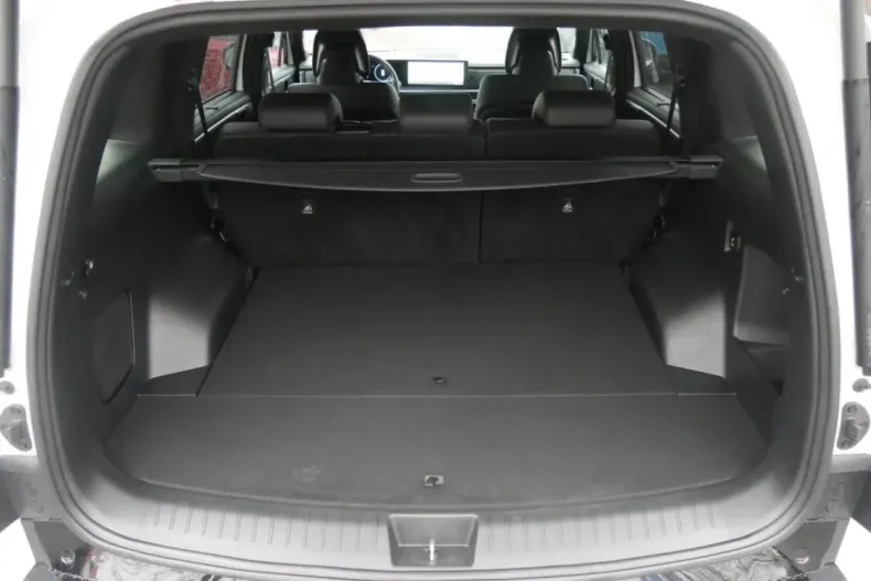 Hyundai SANTA FE din 2024 cu 36.951 km - oferta HYU186090 - foto 15