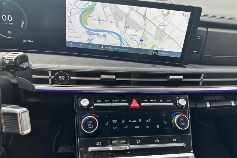 Hyundai SANTA FE din 2024 cu 25.435 km - oferta HYU186091 - foto 9