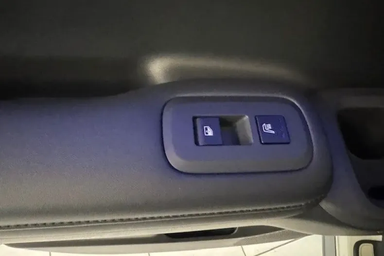 Hyundai SANTA FE din 2024 cu 19.000 km - oferta HYU186092 - foto 10