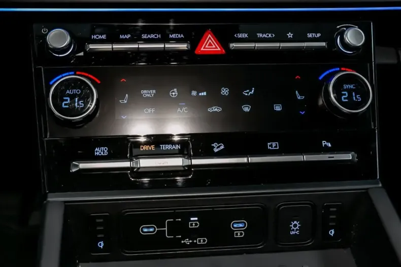 Hyundai SANTA FE din 2024 cu 15.853 km - oferta HYU186094 - foto 15