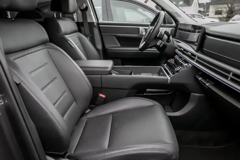 Hyundai SANTA FE din 2024 cu 25.707 km - oferta HYU186095 - foto 5