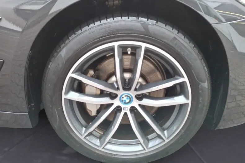 BMW 530 (Seria 5) din 2022 cu 58.368 km - oferta BMW186106 - foto 13