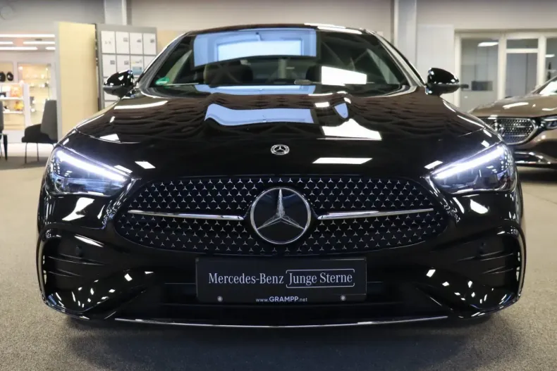 Mercedes-Benz CLE 200 (Clasa CLE) din 2024 cu 10.700 km - oferta MER186107 - foto 1