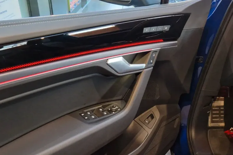 Volkswagen Touareg din 2025 cu 22.800 km - oferta VOL186119 - foto 11