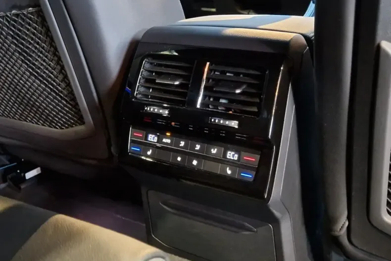 Volkswagen Touareg din 2025 cu 22.800 km - oferta VOL186119 - foto 30