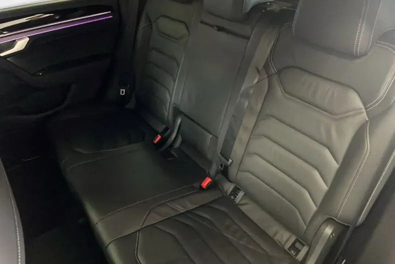 Volkswagen Touareg din 2025 cu 25.780 km - oferta VOL186120 - foto 18