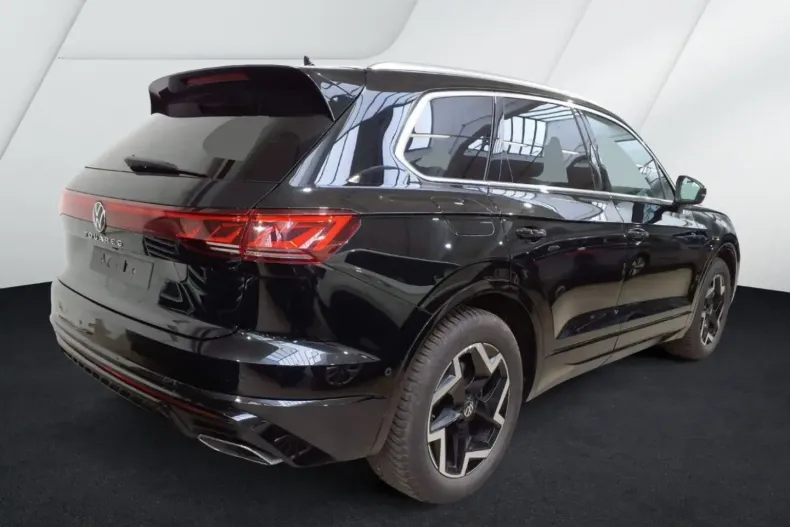 Volkswagen Touareg din 2025 cu 23.090 km - oferta VOL186121 - foto 2