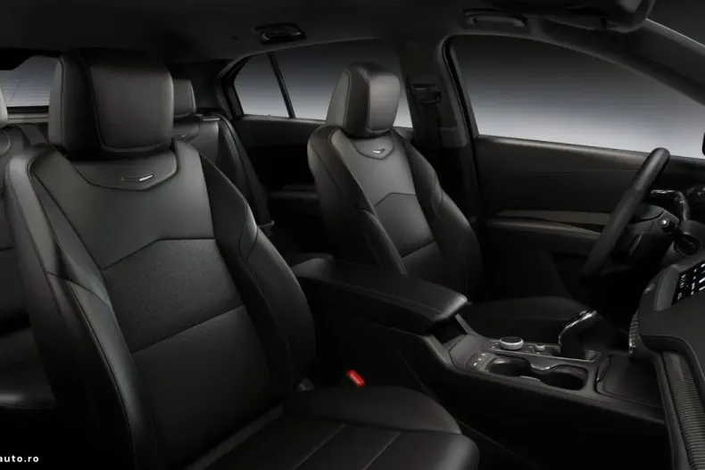 Cadillac XT4 din 2023 cu 13.500 km - oferta CAD186123 - foto 8