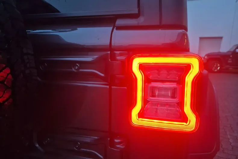 Jeep Wrangler din 2024 cu 4.000 km - oferta JEE186126 - foto 12