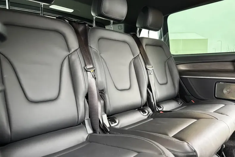 Mercedes-Benz V 300 (Clasa V) din 2025 cu 22.000 km - oferta MER186130 - foto 12