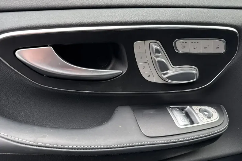 Mercedes-Benz V 300 (Clasa V) din 2025 cu 22.000 km - oferta MER186130 - foto 17