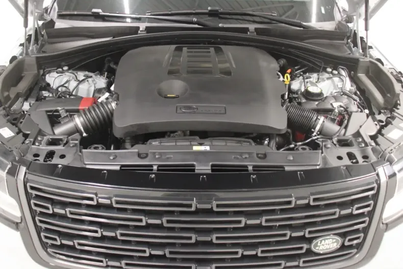 Land Rover Range Rover Velar din 2025 cu 9.050 km - oferta LAN186132 - foto 13
