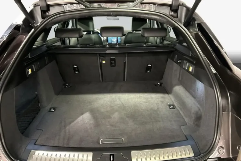 Land Rover Range Rover Velar din 2025 cu 23.212 km - oferta LAN186134 - foto 10