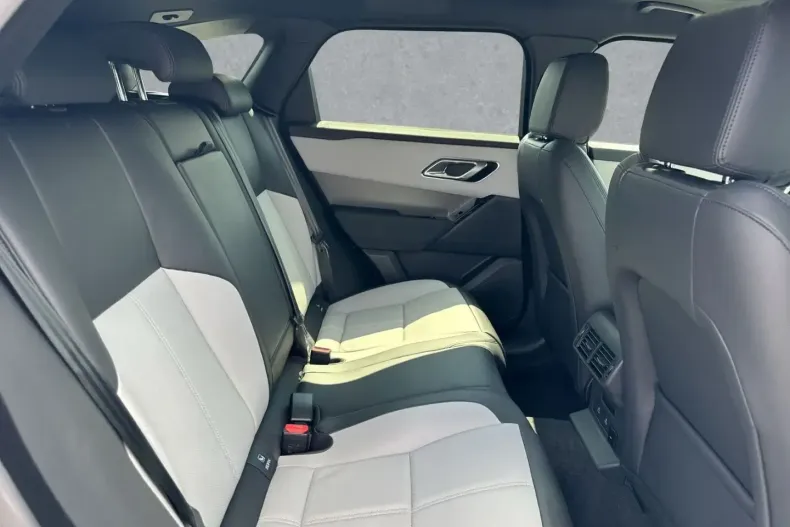 Land Rover Range Rover Velar din 2025 cu 4.500 km - oferta LAN186135 - foto 5