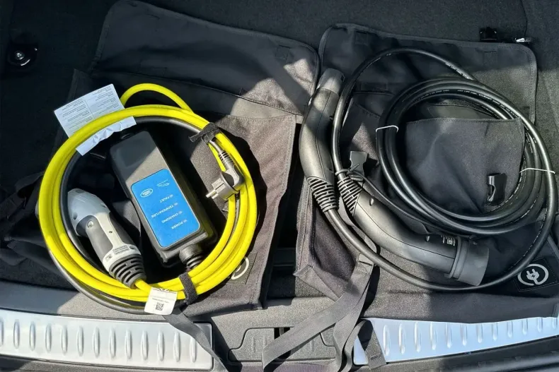 Land Rover Range Rover Velar din 2025 cu 4.500 km - oferta LAN186135 - foto 15