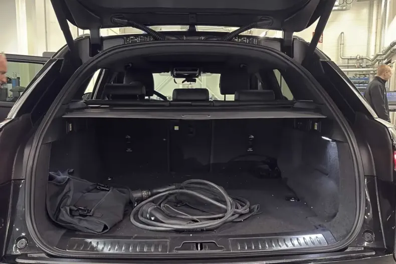 Land Rover Range Rover Velar din 2025 cu 17.000 km - oferta LAN186137 - foto 7