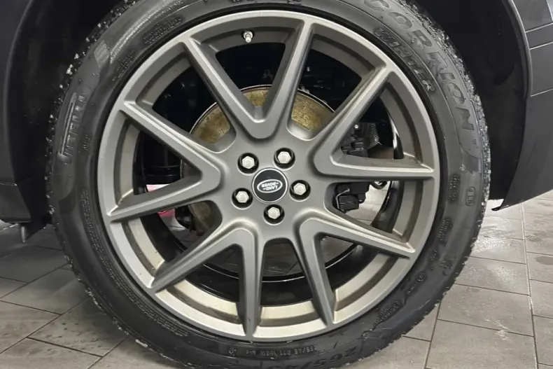 Land Rover Range Rover Velar din 2025 cu 17.000 km - oferta LAN186137 - foto 12