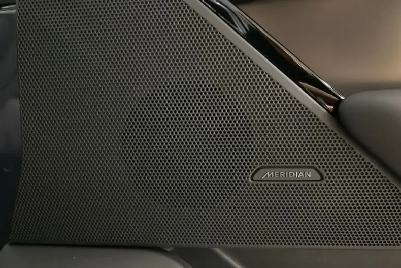 Land Rover Range Rover Velar din 2025 cu 10.500 km - oferta LAN186138 - foto 16