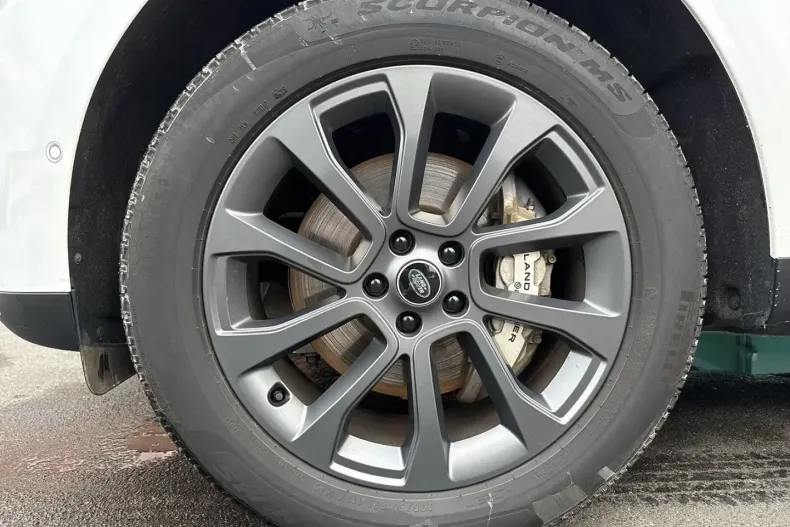 Land Rover Range Rover Sport din 2025 cu 24.500 km - oferta LAN186142 - foto 9