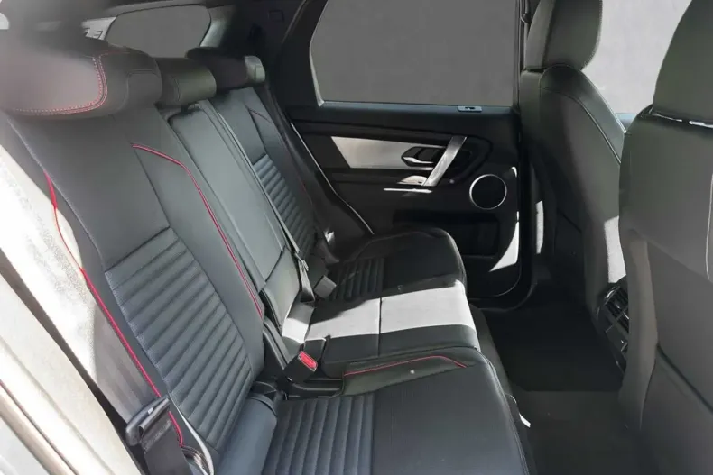 Land Rover Discovery Sport din 2023 cu 1.525 km - oferta LAN186144 - foto 5