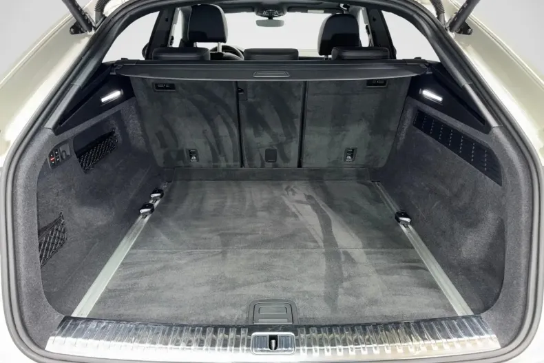 Audi Q8 din 2023 cu 29.500 km - oferta AUD186150 - foto 16