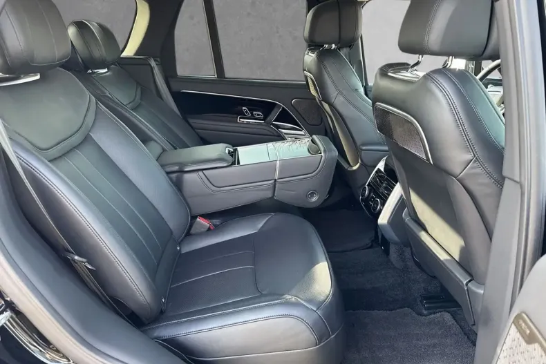 Land Rover Range Rover din 2025 cu 24.000 km - oferta LAN186151 - foto 5