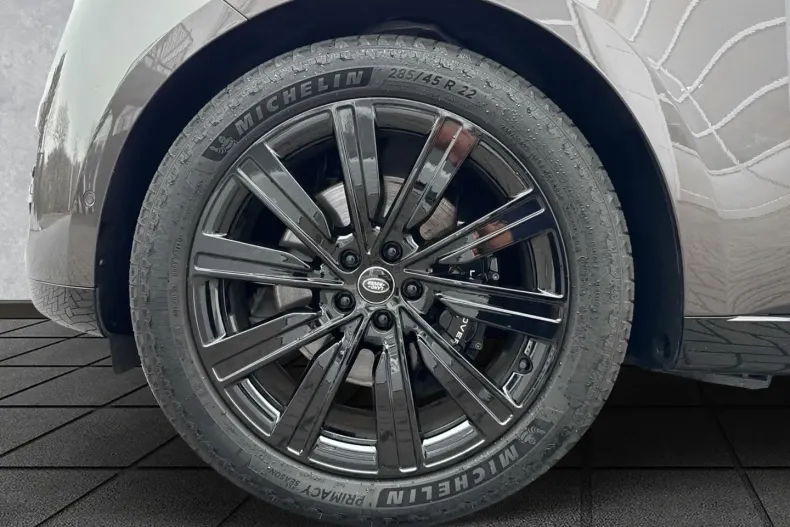 Land Rover Range Rover din 2025 cu 19.990 km - oferta LAN186152 - foto 9